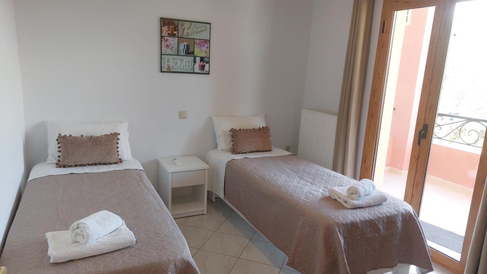 Turla'S Apartment Dassia  Zewnętrze zdjęcie