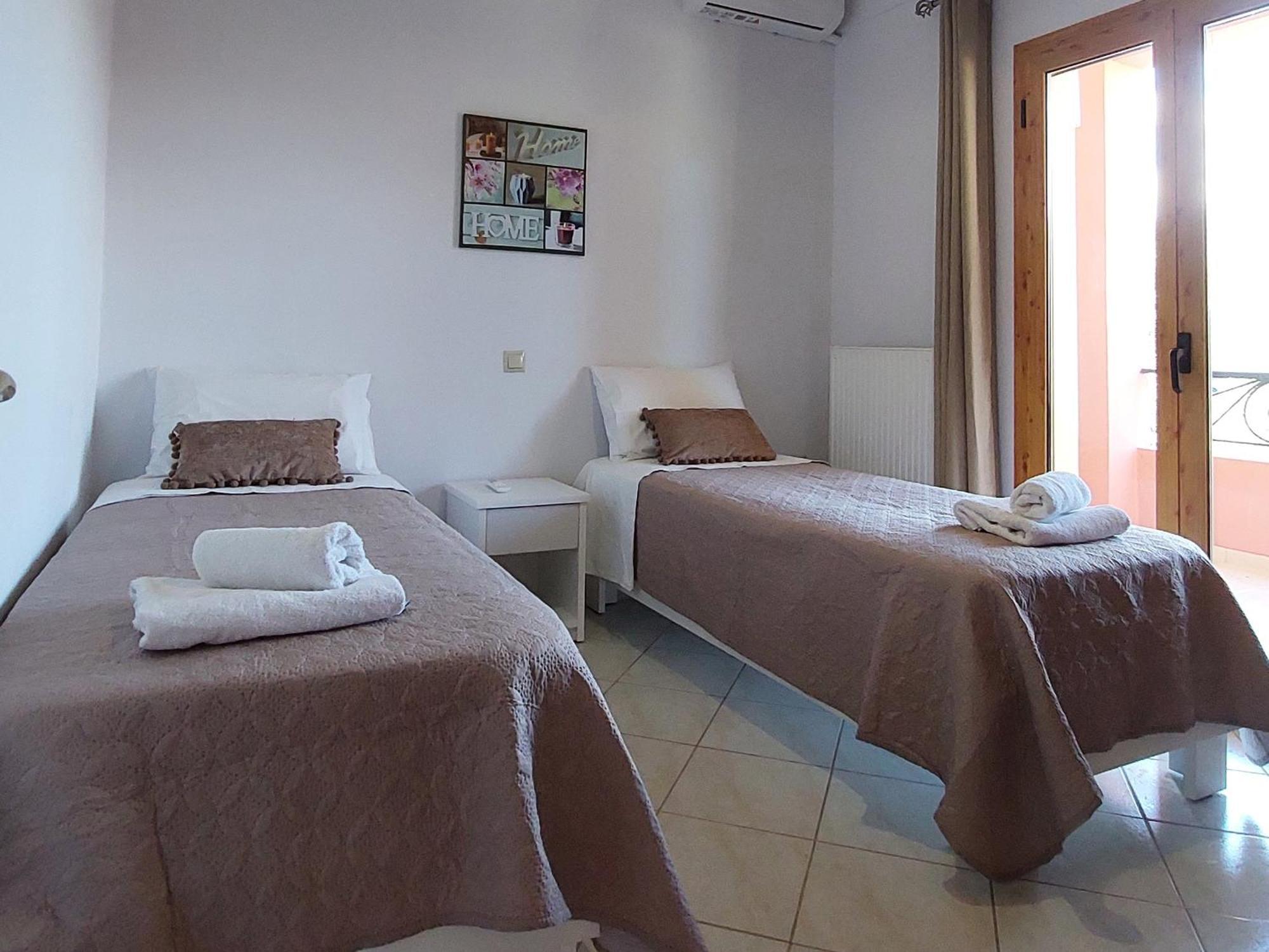Turla'S Apartment Dassia  Zewnętrze zdjęcie